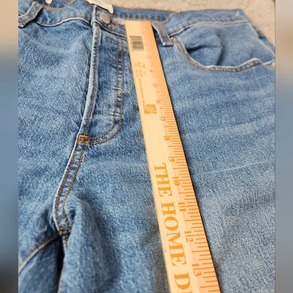 Women's High Rise Medium Wash Denim 90s Straight Jeans 16 - Picture 11 of 14